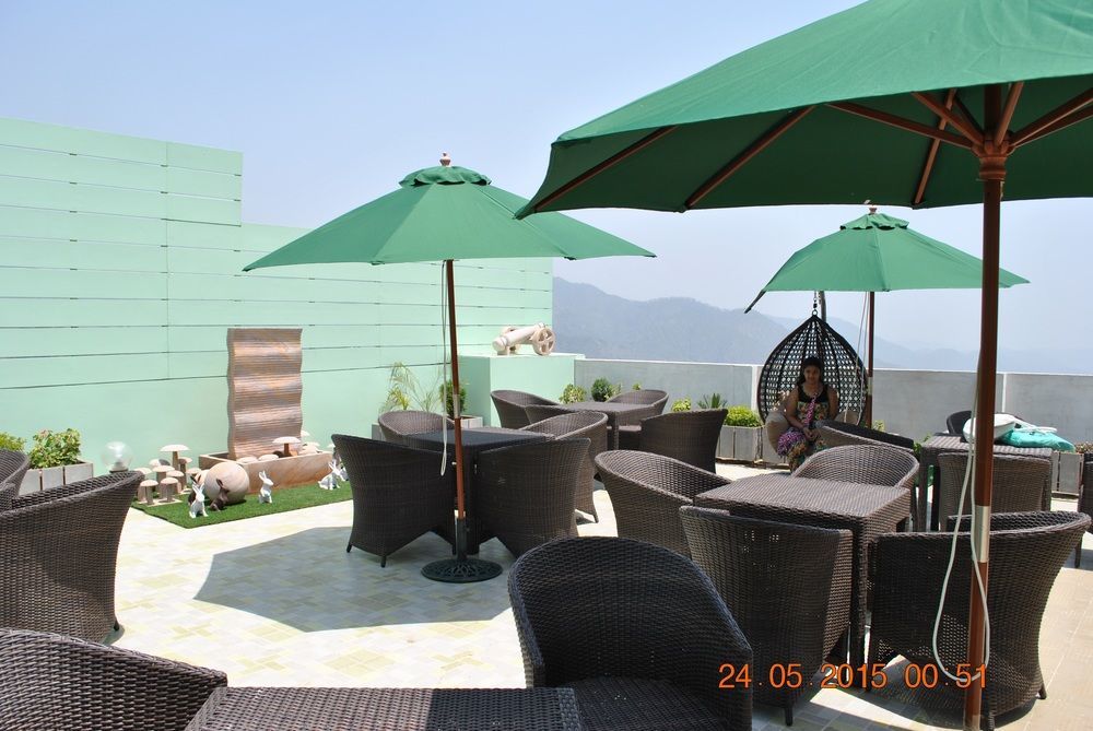 Hotel Lans Castle Lansdowne Exterior foto
